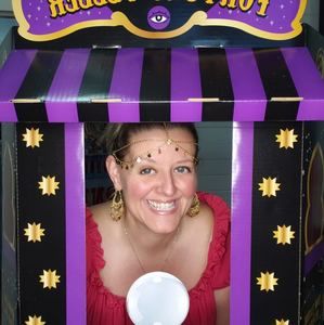 Meet your Posher, Amy